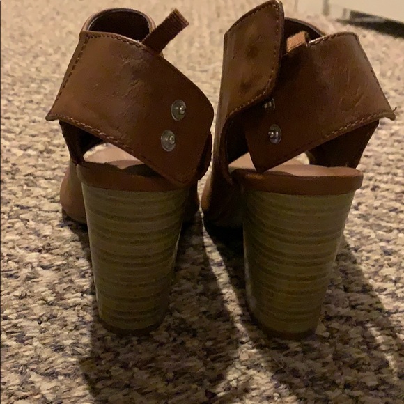 Gap peep toe booties - Picture 4 of 5